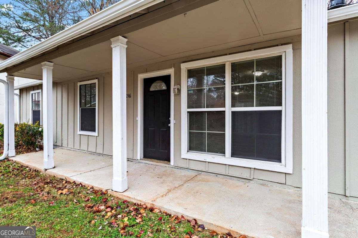 1056 Park West Court Stone Mountain - 3