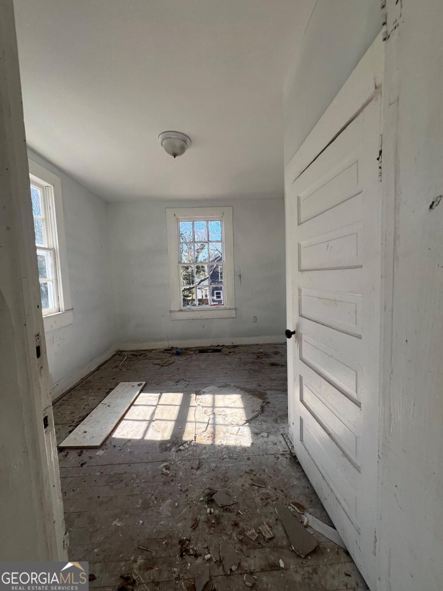 923 Ira Street Atlanta - 4