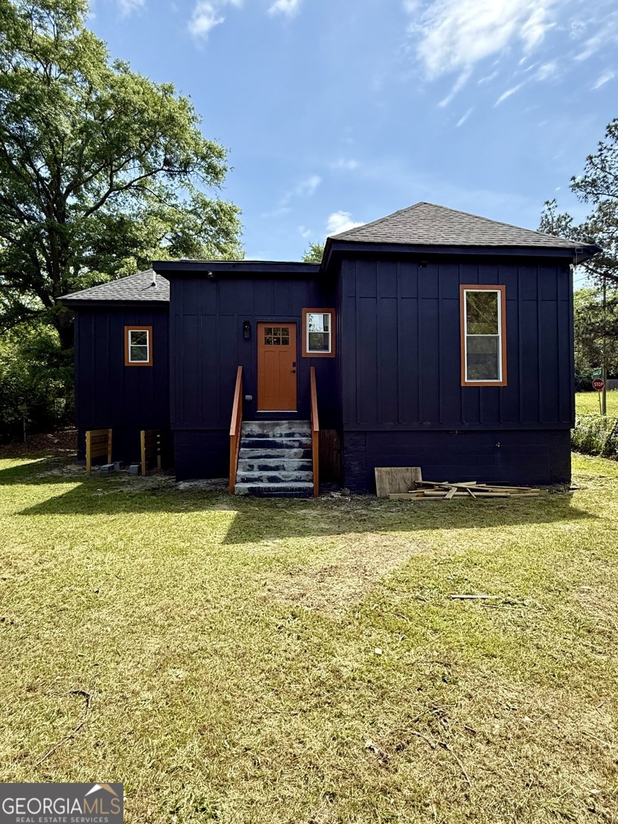 808 CENTER Street Macon - 27