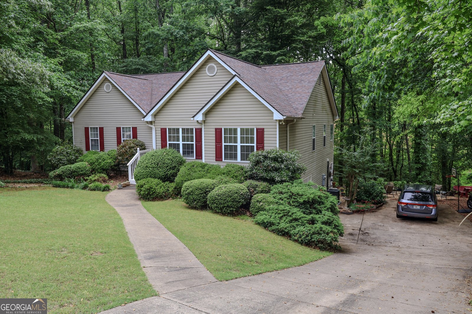 6330 Countryland Drive Dawsonville - 1