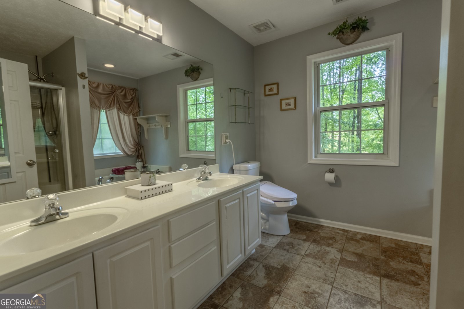 6330 Countryland Drive Dawsonville - 27