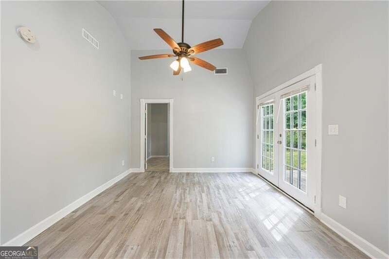 2591 Hood Avenue Atlanta - 23