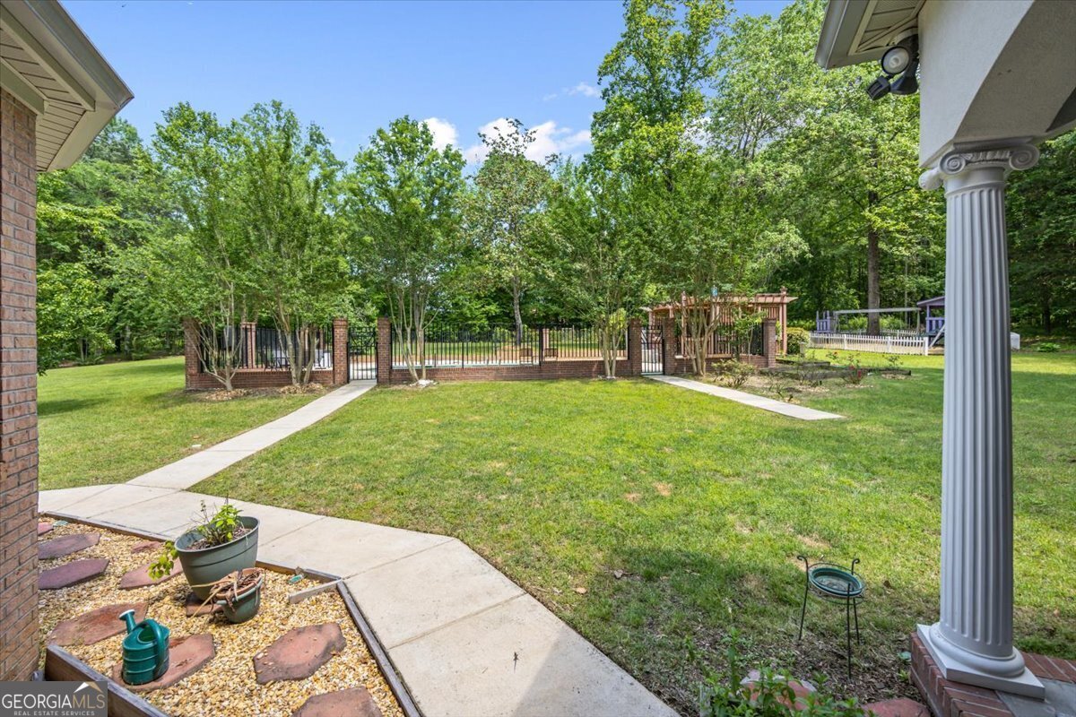 148 Howard Oaks Drive Macon - 45