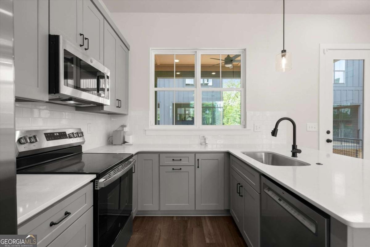 1122 Marietta Street Atlanta - 19