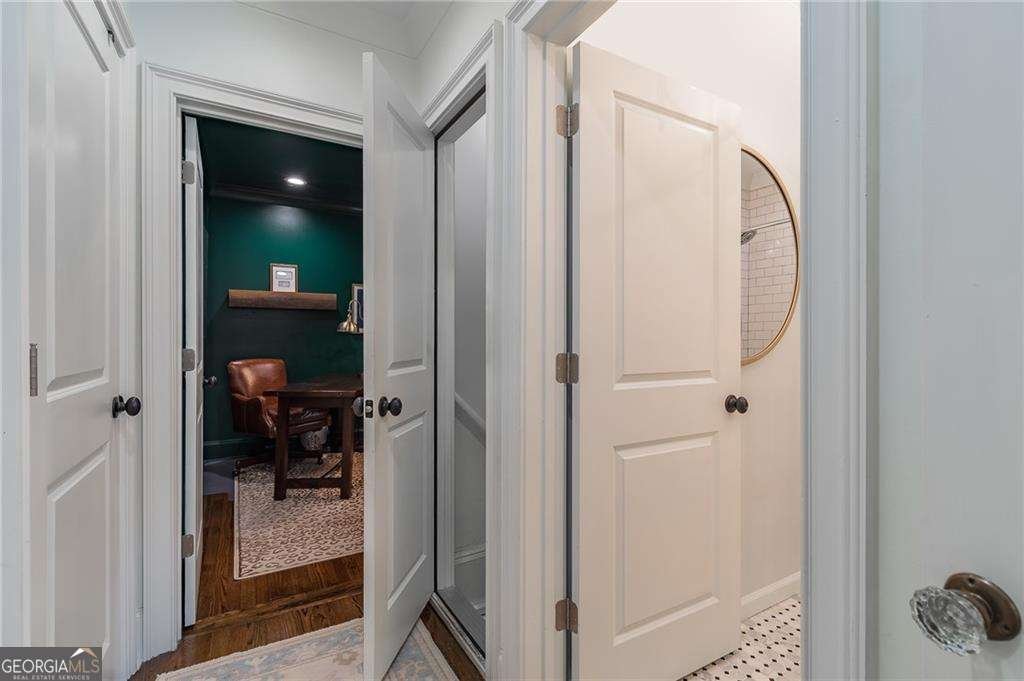 2406 Glenwood Drive Atlanta - 52