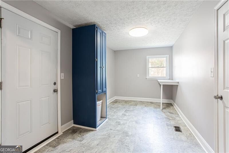 848 East Avenue Scottdale - 25