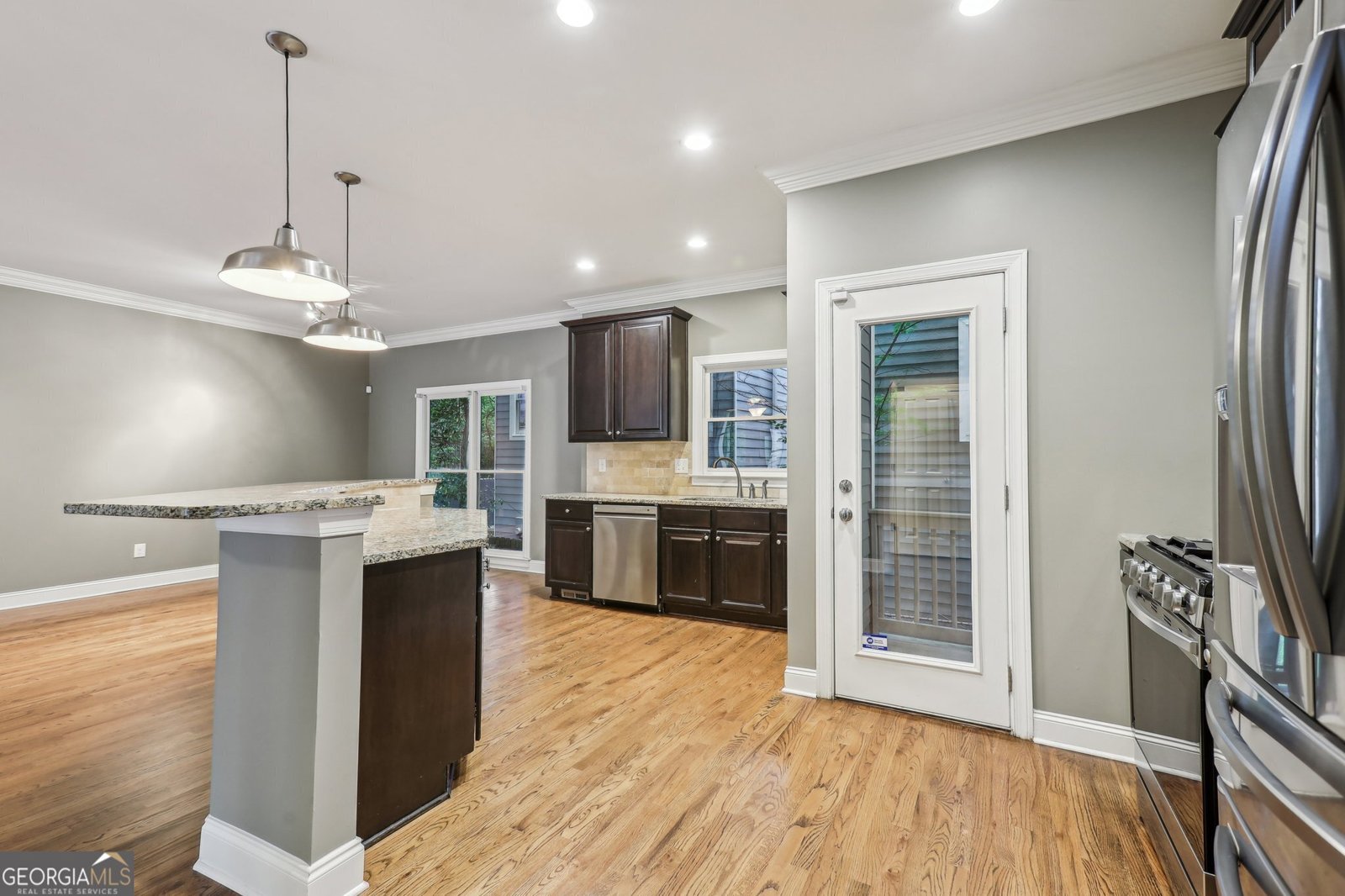 737 St Charles Avenue Atlanta - 14