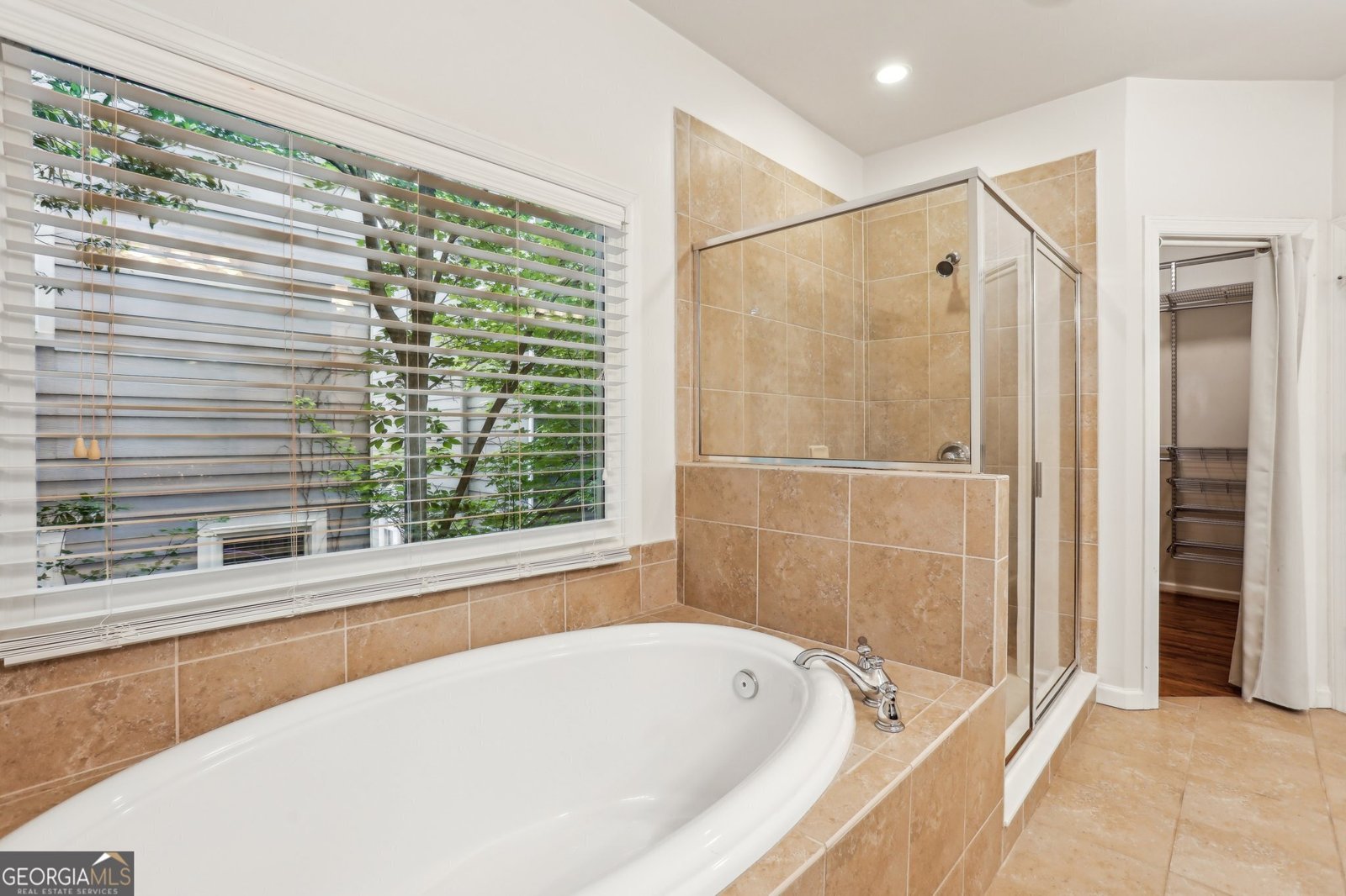 737 St Charles Avenue Atlanta - 28