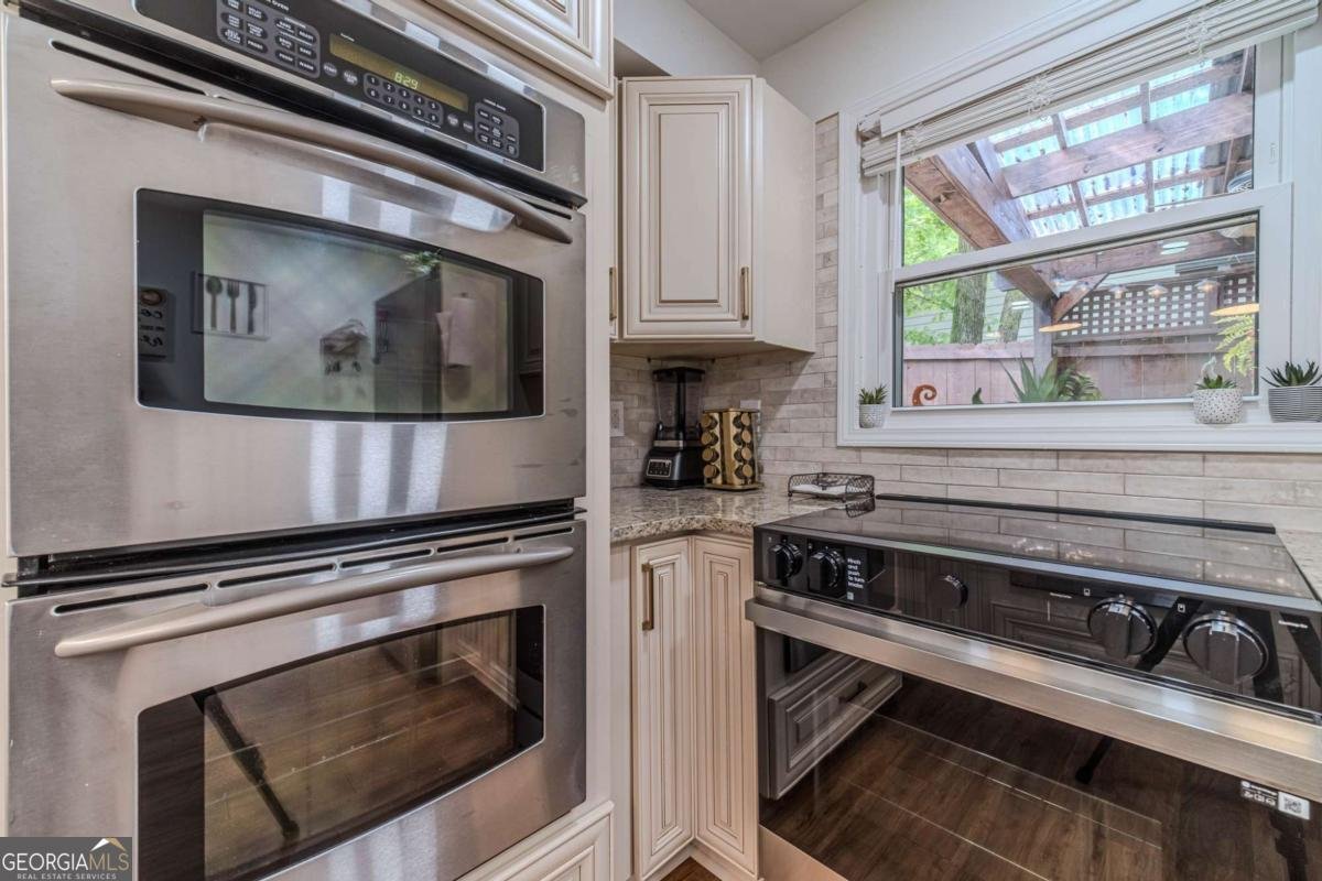 4100 Springlake Circle Buford - 42