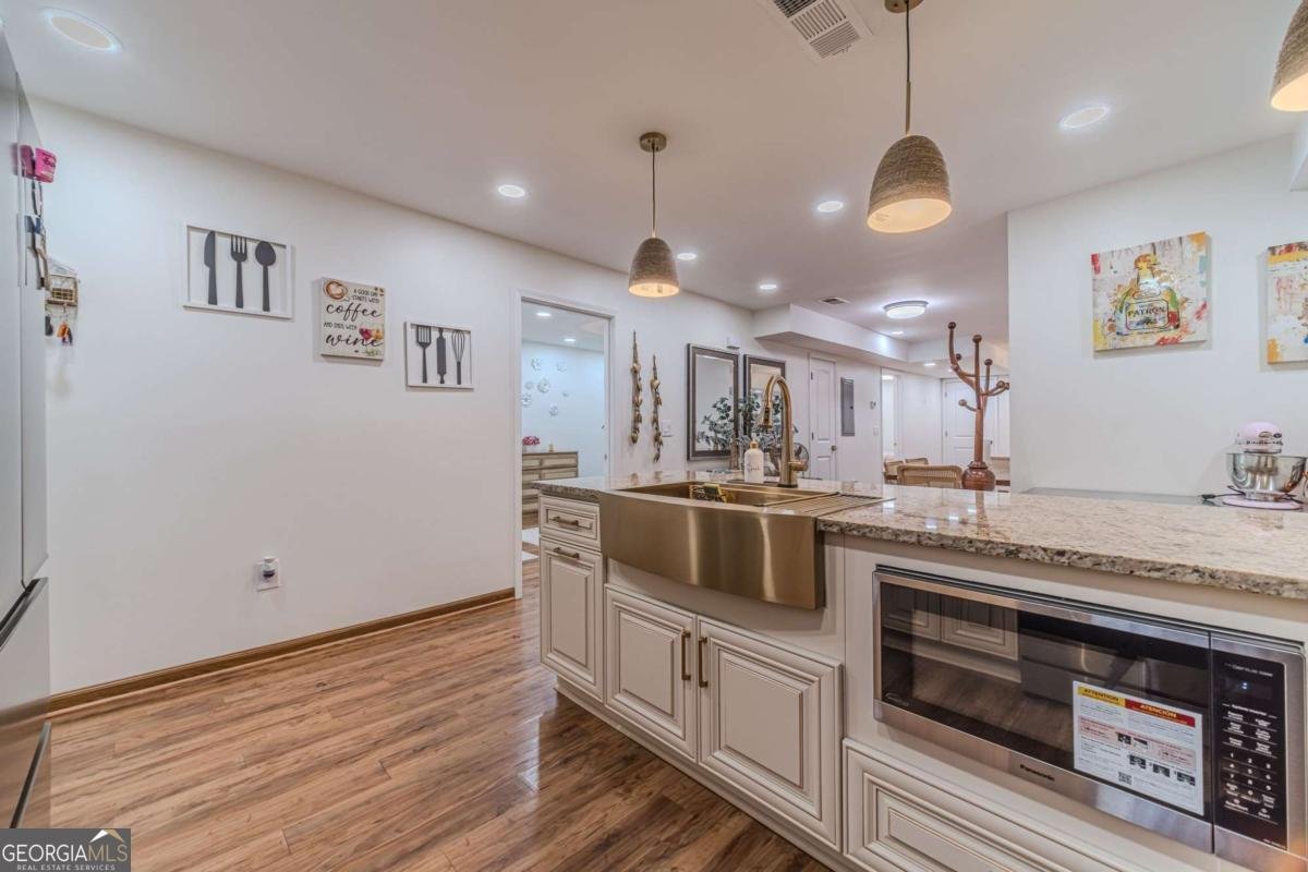 4100 Springlake Circle Buford - 43