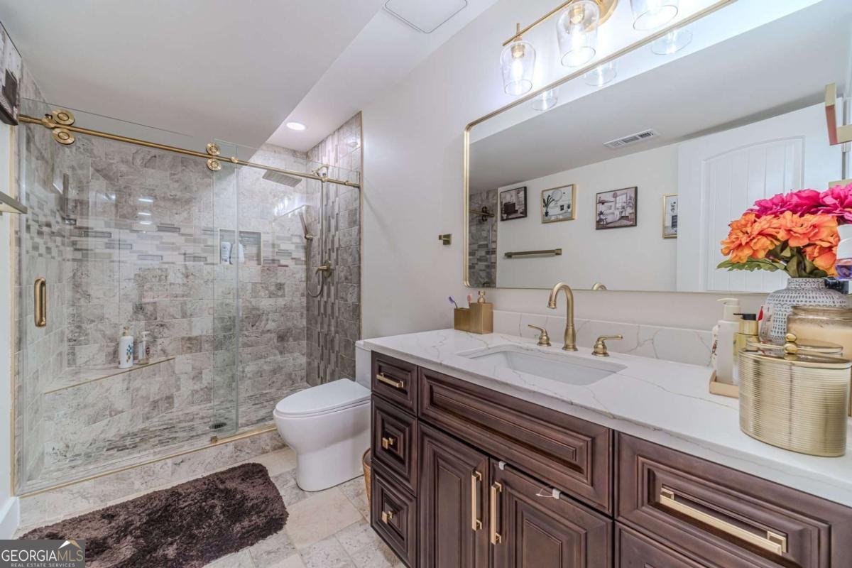 4100 Springlake Circle Buford - 47