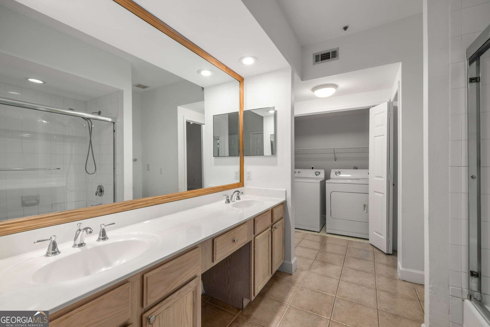 3777 Peachtree Road Atlanta - 23