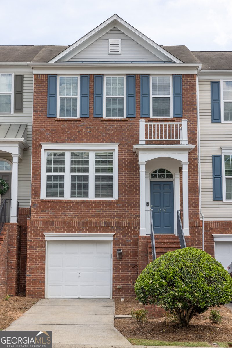 1306 Thornborough Drive Alpharetta - 1