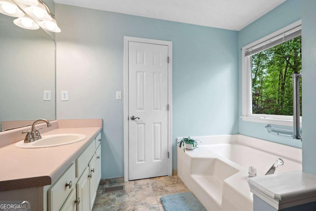 125 Misty Lea Drive Dallas - 13