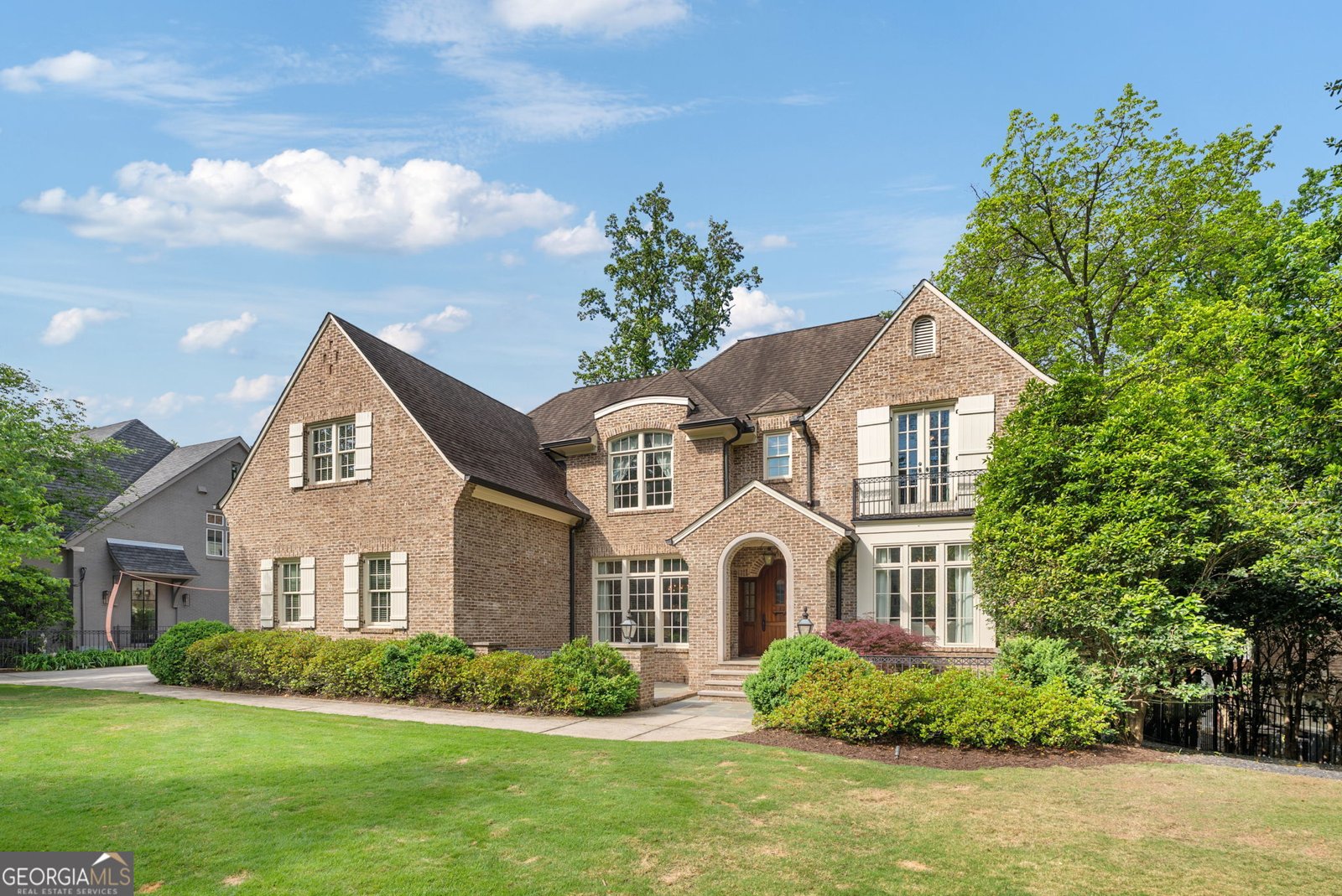 1740 Doncaster Drive Atlanta - 1