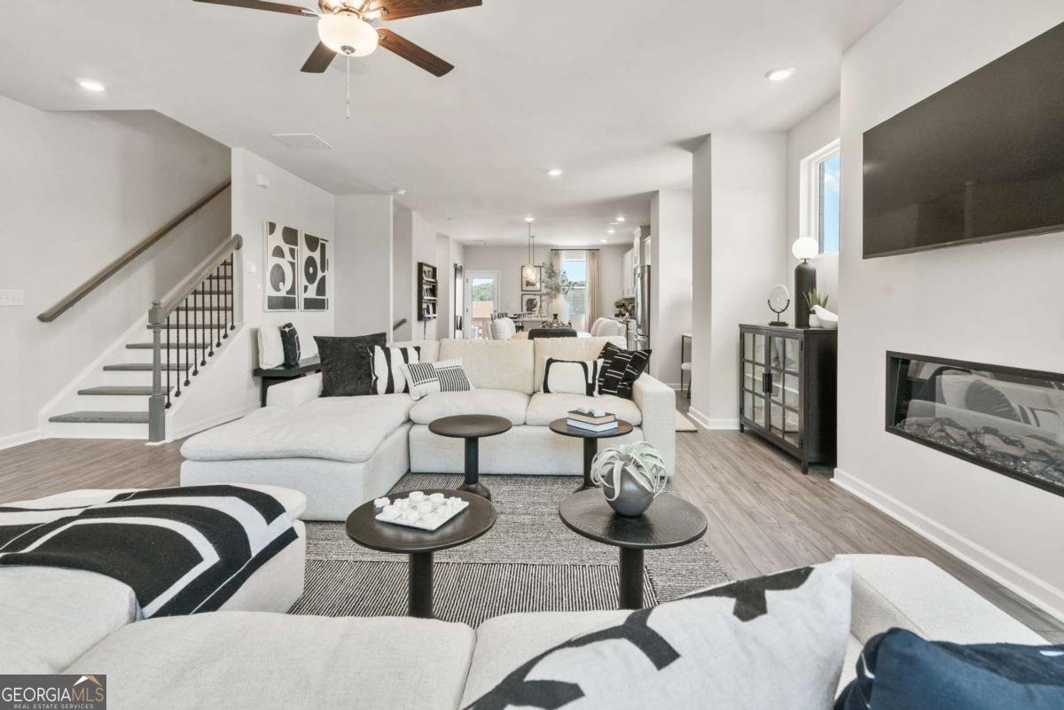 104 Holt Lane Lawrenceville - 25