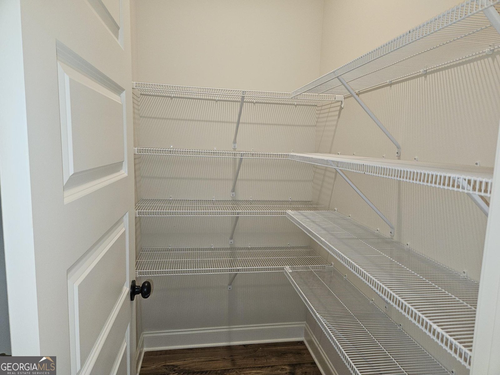 442 Banff Drive Winder - 4