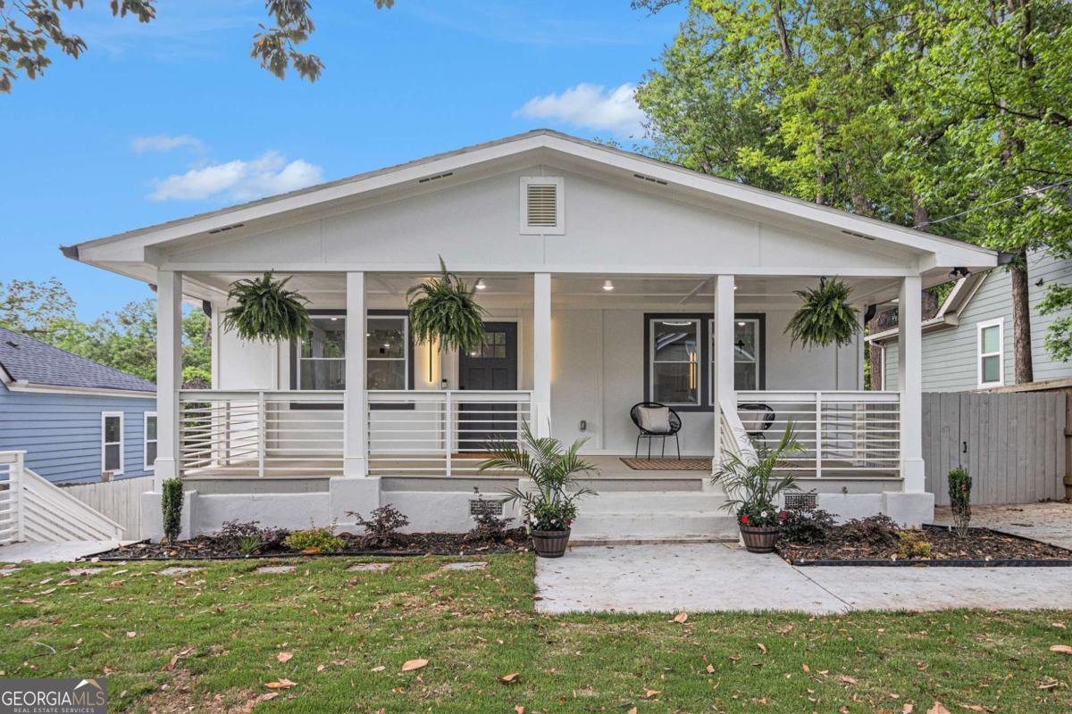176 RHODESIA Avenue Atlanta - 2