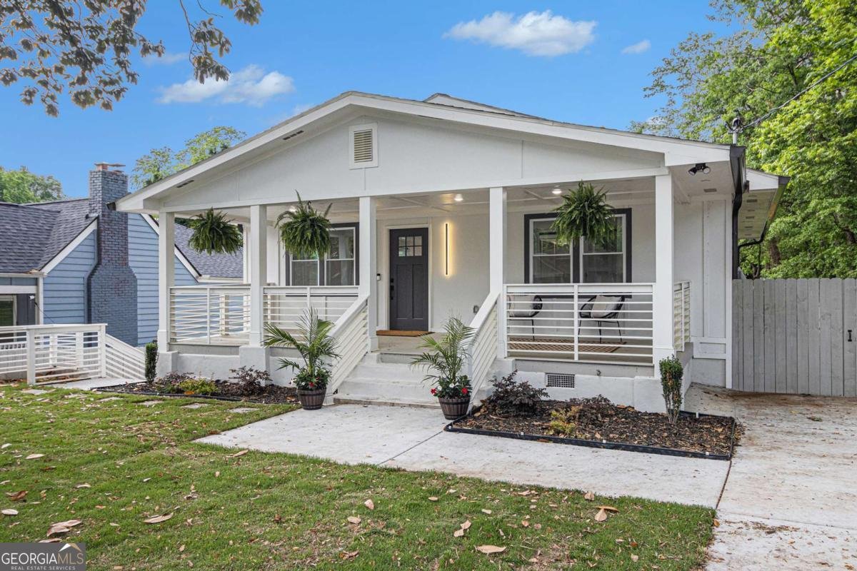 176 RHODESIA Avenue Atlanta - 3