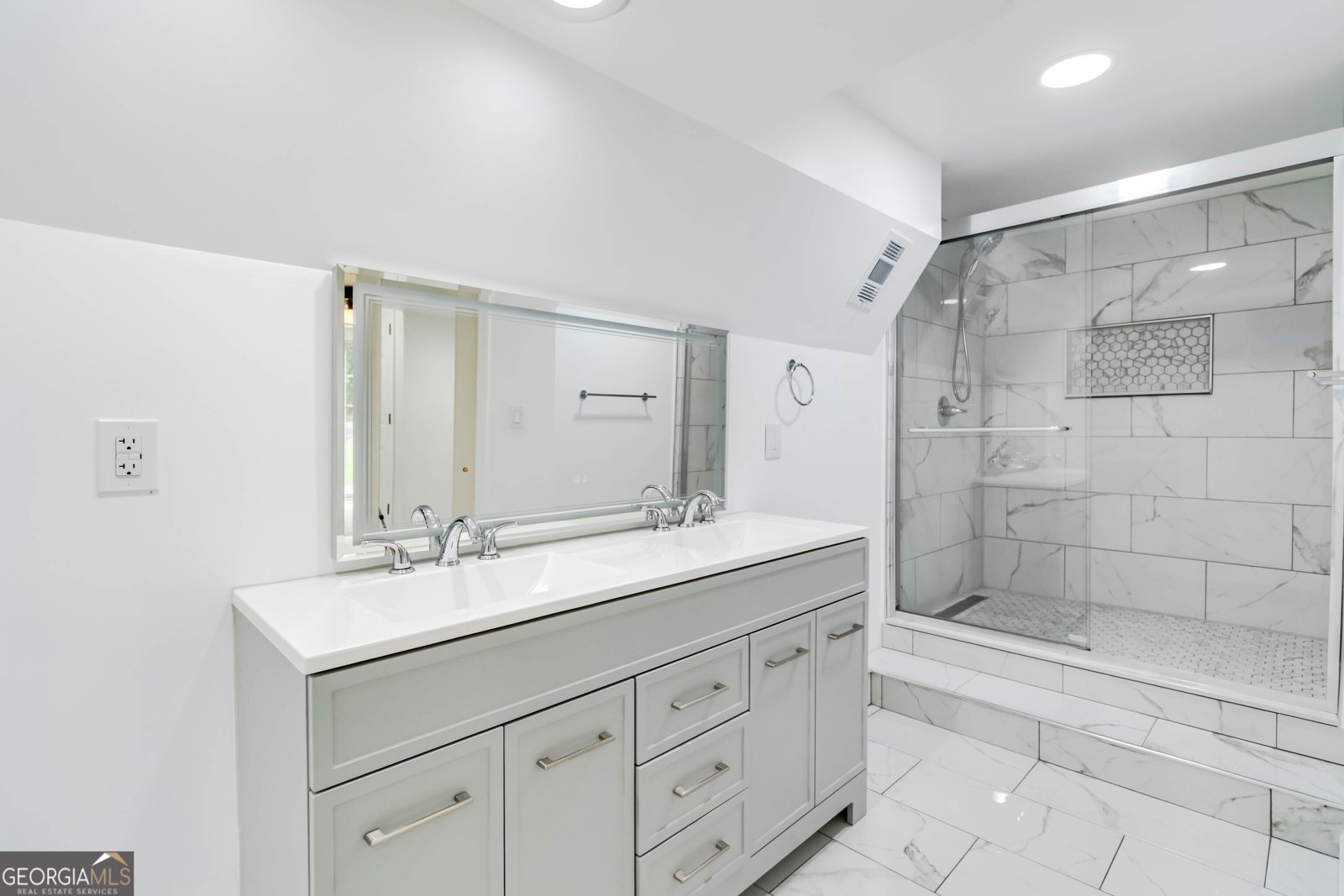 339 Diane Drive Smyrna - 24