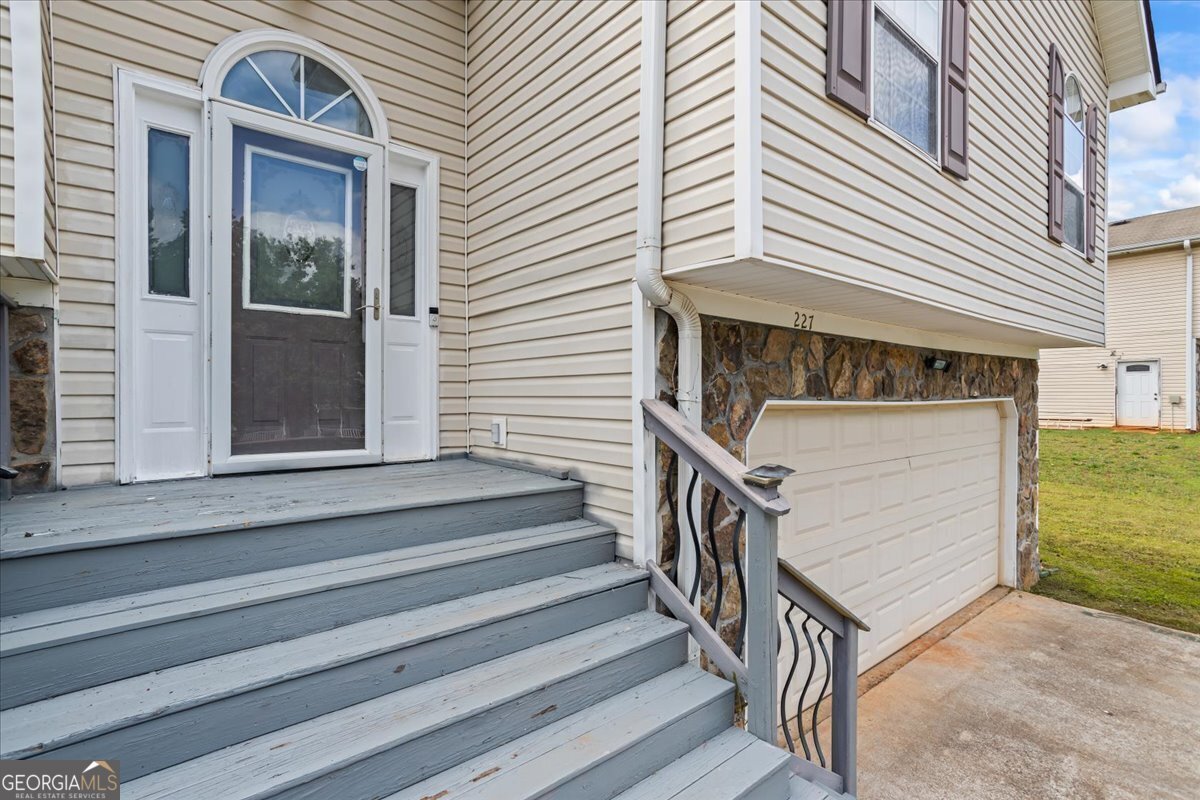 227 River Trace Court McDonough - 2