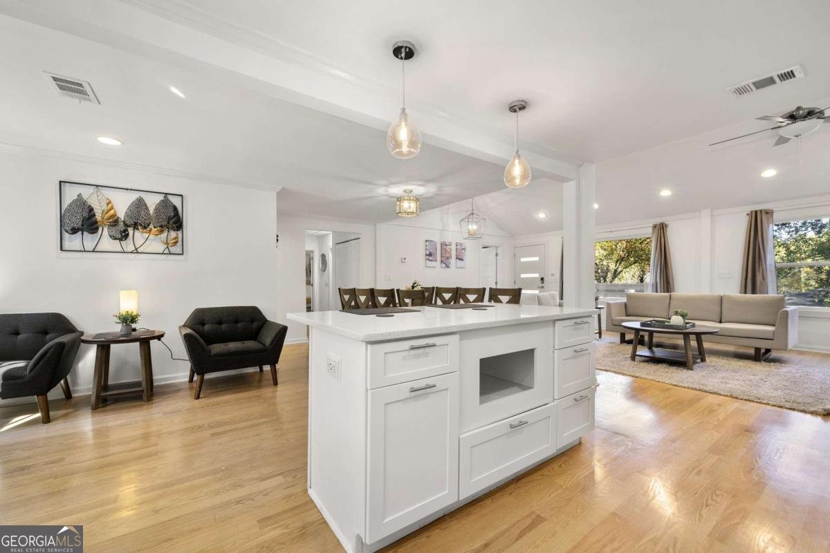 2710 Hedgewood Drive Atlanta - 8