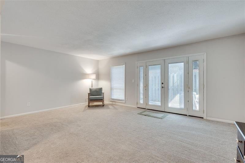 6851 Roswell Road Sandy Springs - 1