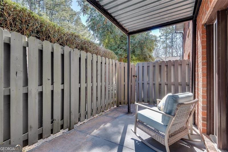 6851 Roswell Road Sandy Springs - 33