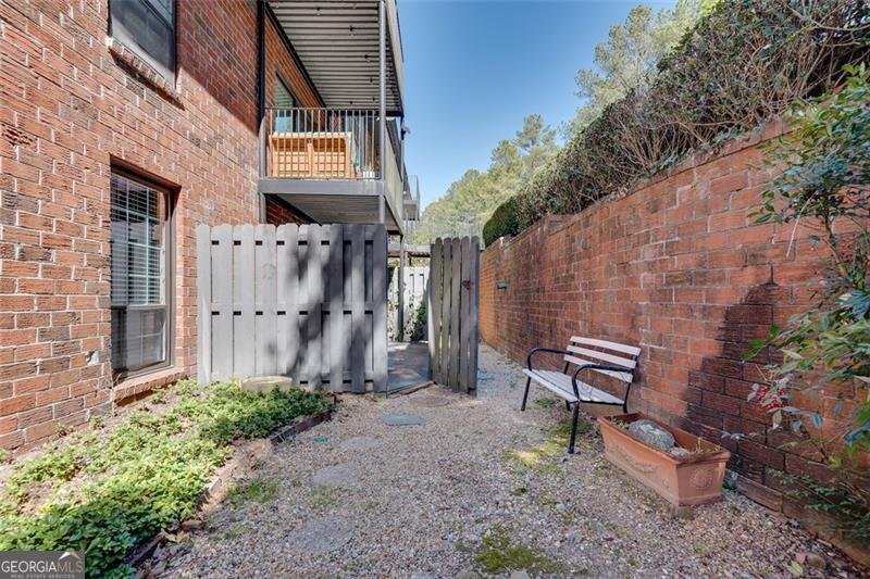 6851 Roswell Road Sandy Springs - 36
