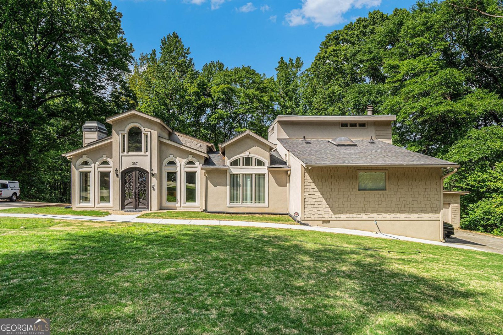387 Nickajack Road Mableton - 1
