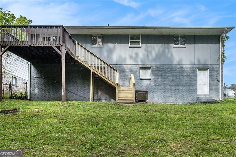 535 TRANSIT Circle Atlanta - 16