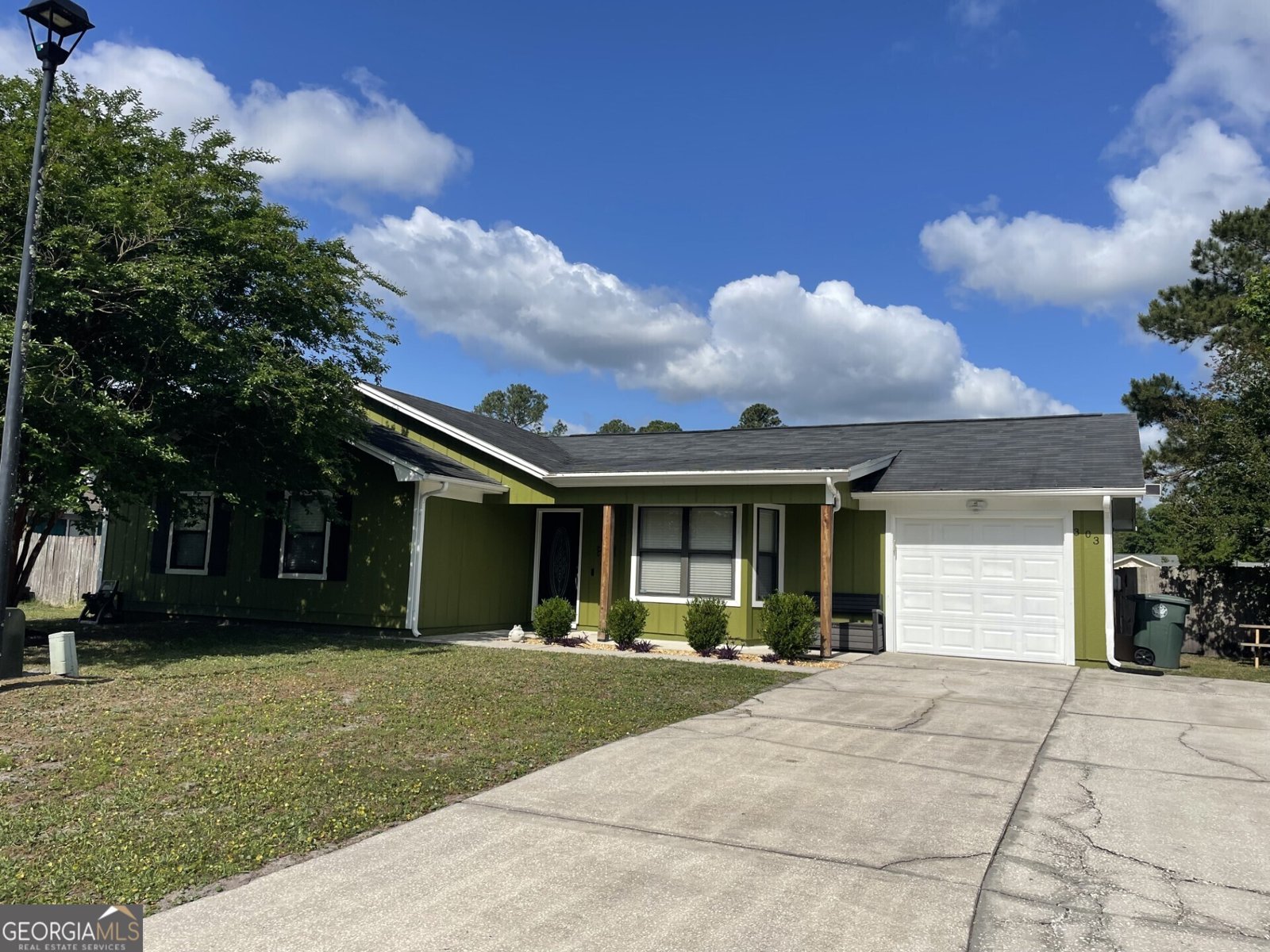 303 Dogwood Court Kingsland - 1