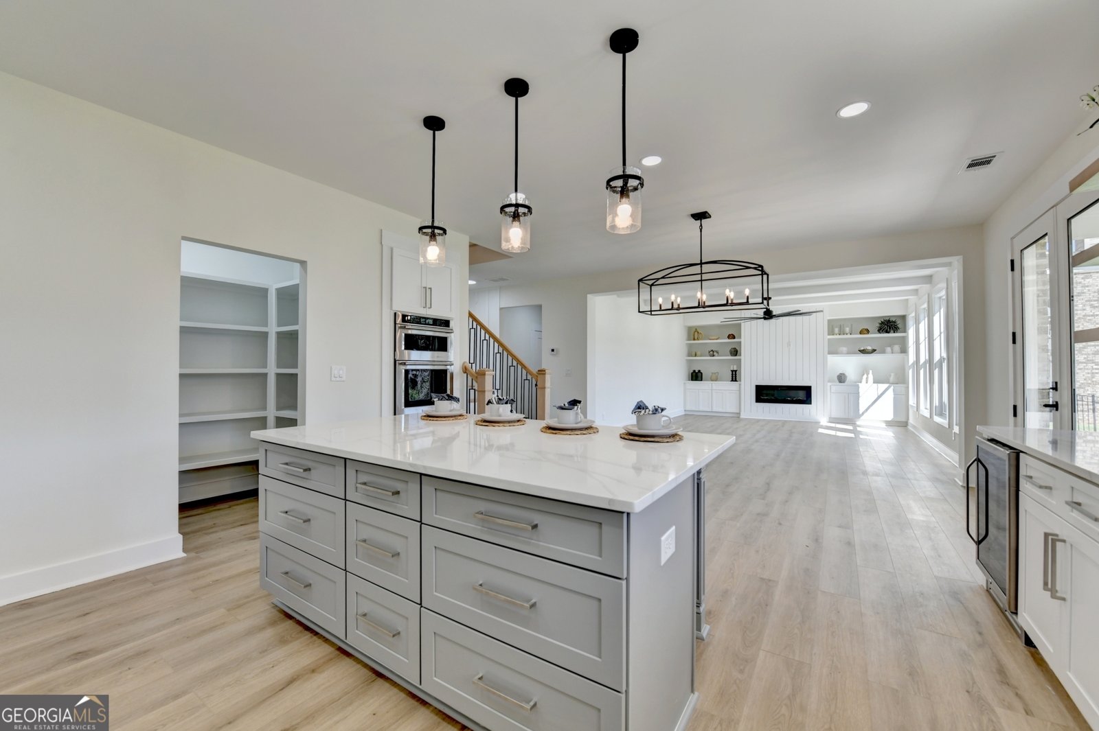 5643 Meadow View Drive Jefferson - 23