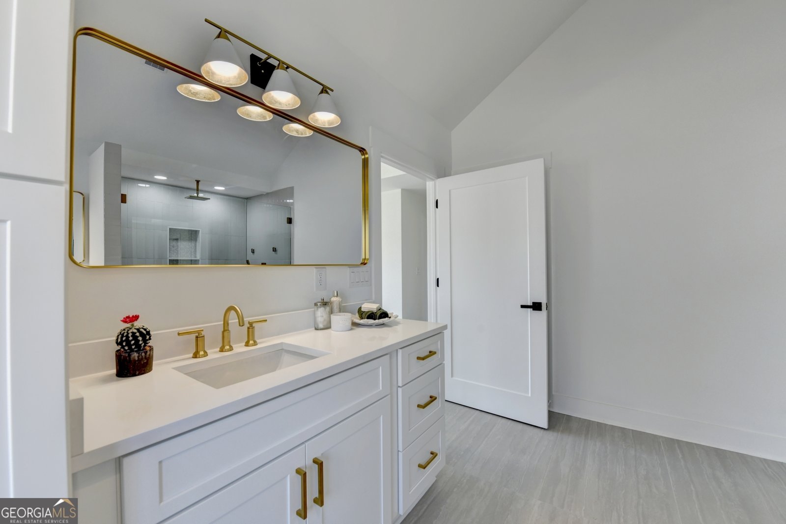 5643 Meadow View Drive Jefferson - 43