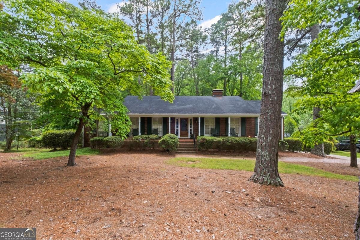 681 Hampton Place Marietta - 1