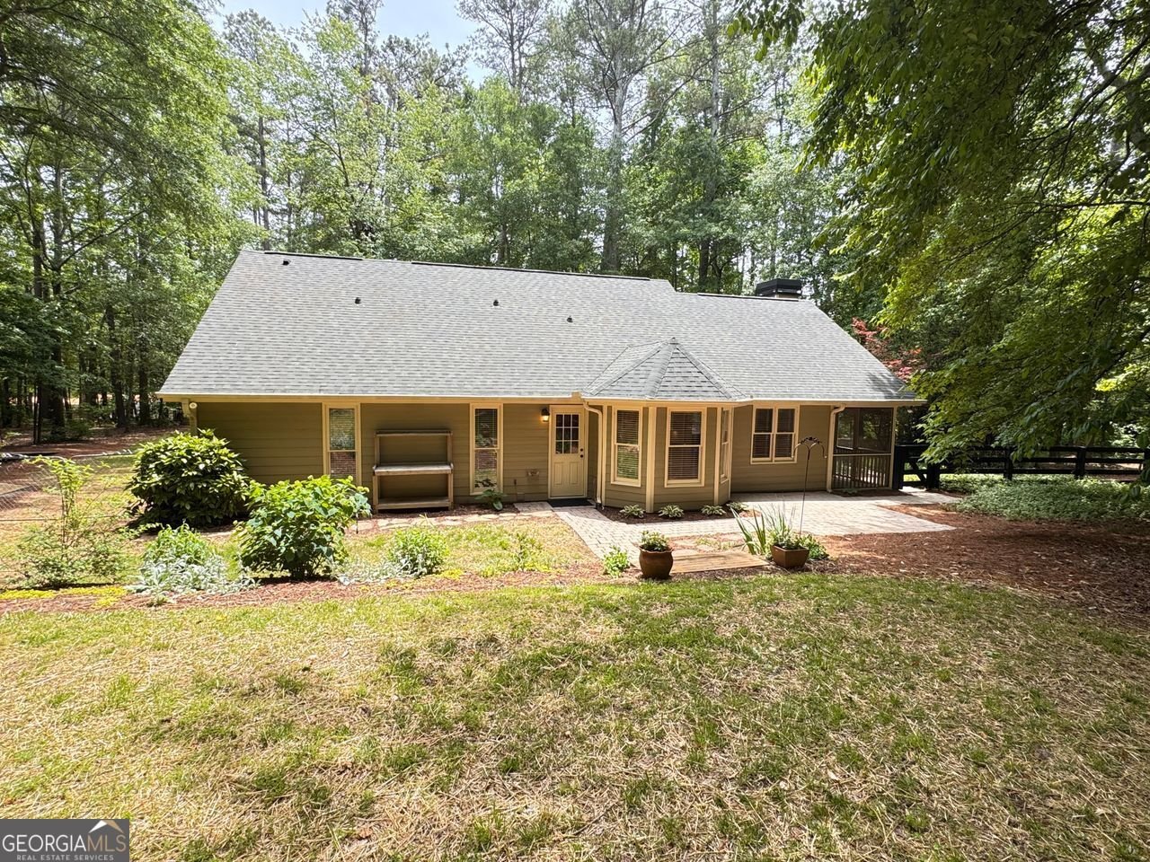 5755 HENDRIX Road Cumming - 29