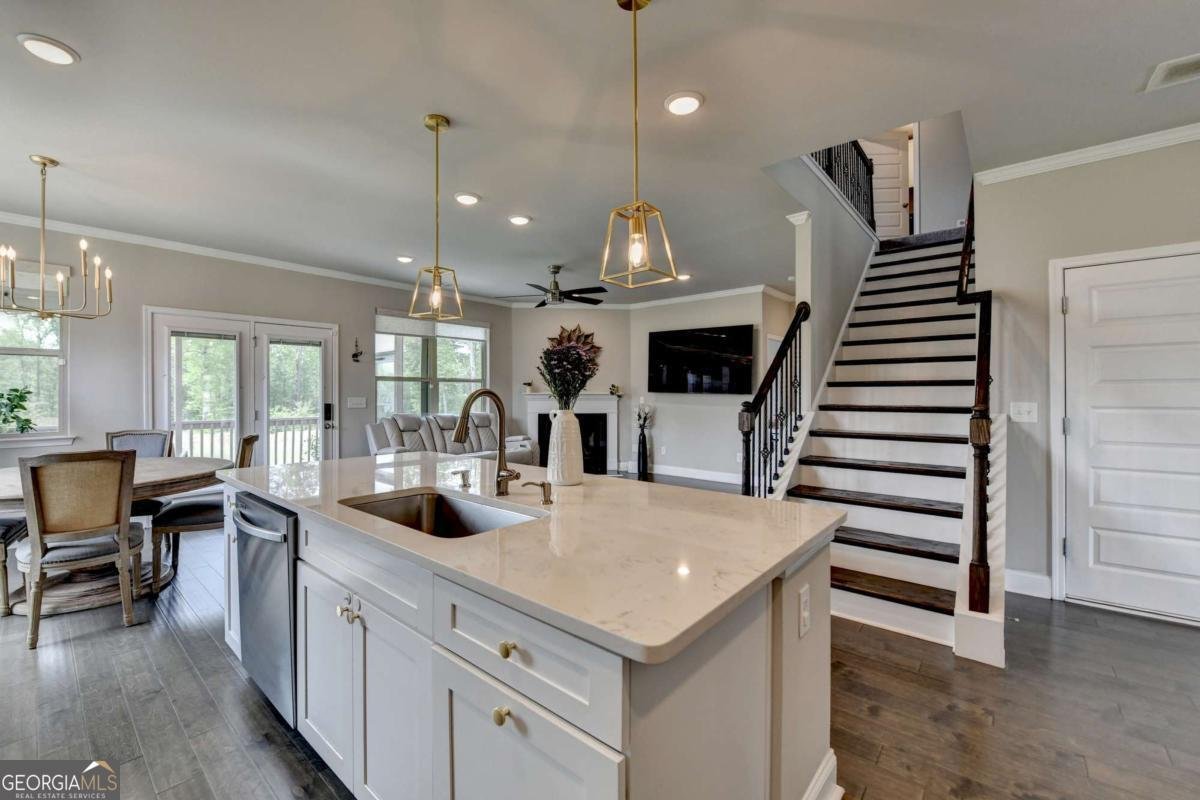 3985 FOXDALE Lane Cumming - 14