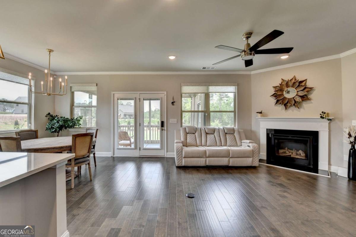 3985 FOXDALE Lane Cumming - 22