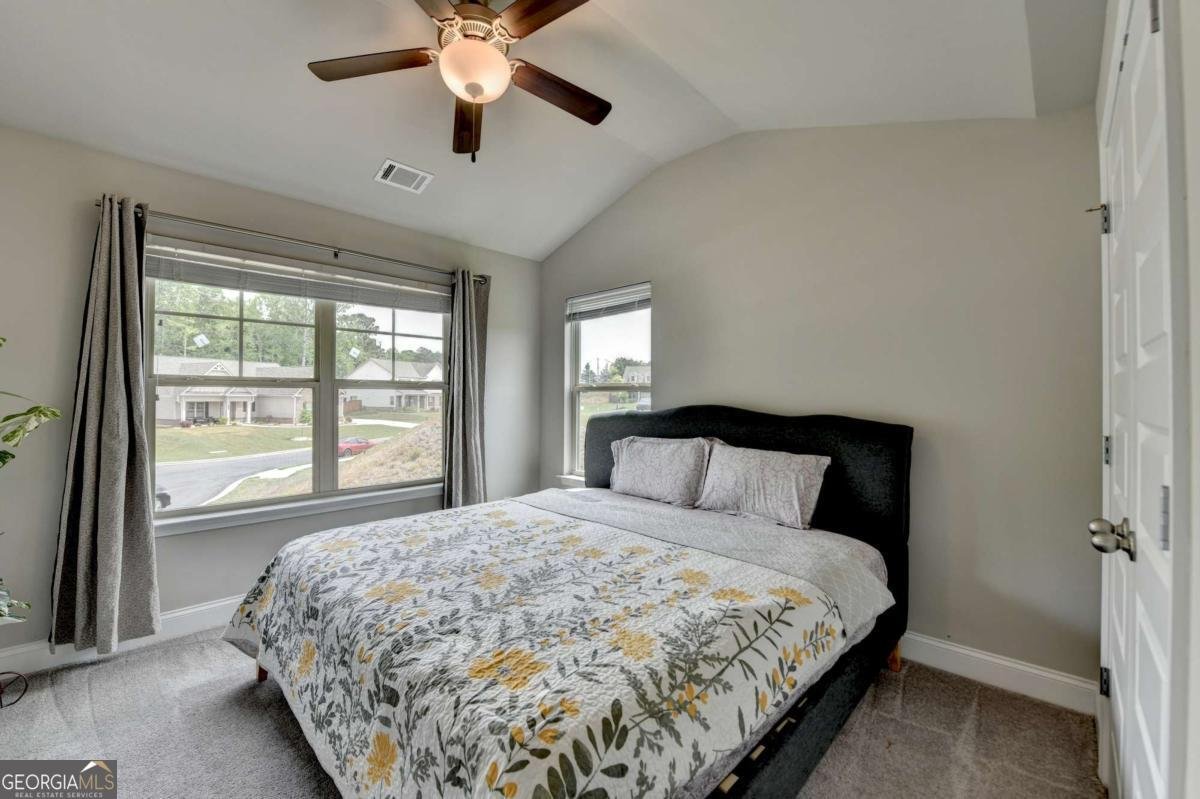 3985 FOXDALE Lane Cumming - 39
