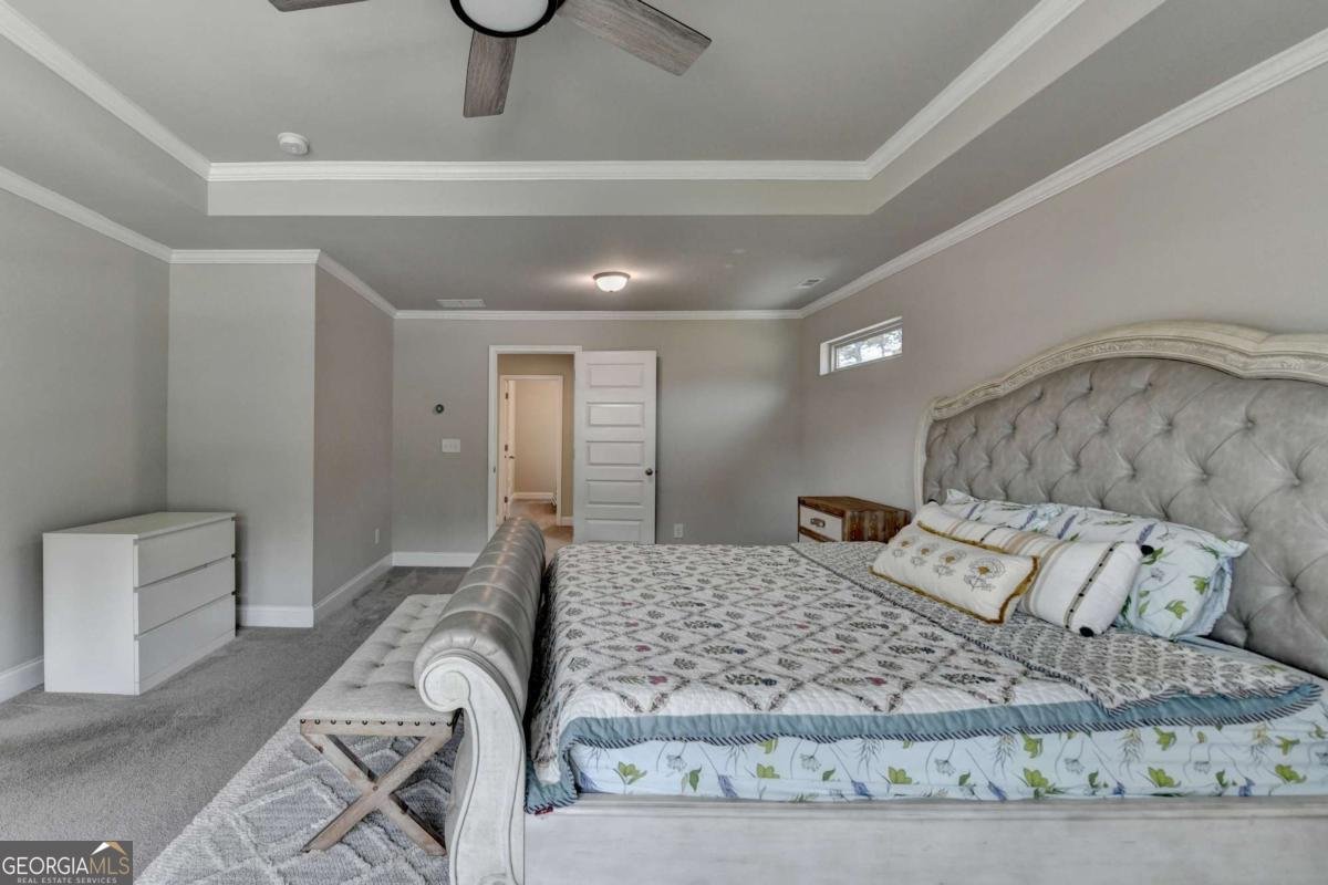 3985 FOXDALE Lane Cumming - 48