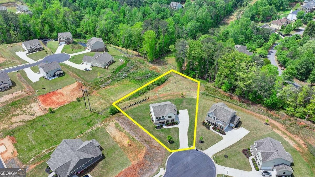 3985 FOXDALE Lane Cumming - 68