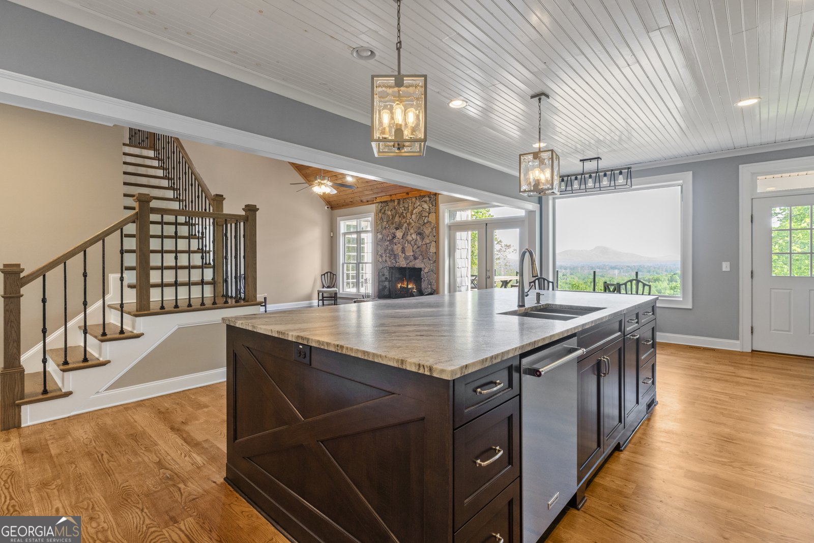 265 Lynda Lane Cleveland - 27