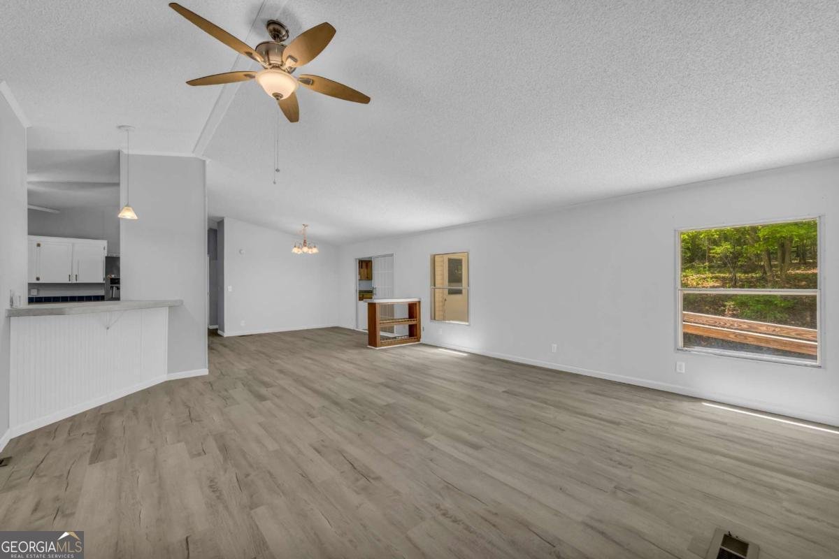 1437 Frank Lovell Road Clarkesville - 19