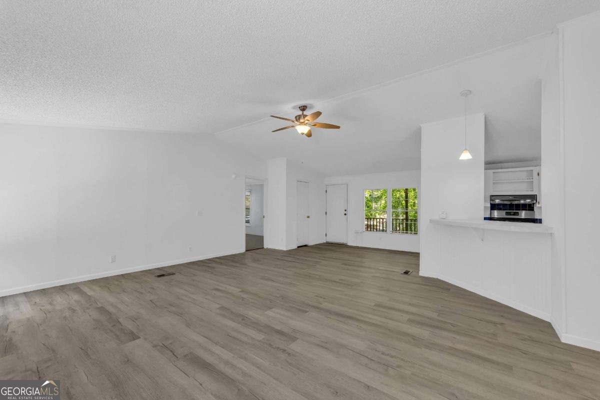 1437 Frank Lovell Road Clarkesville - 22