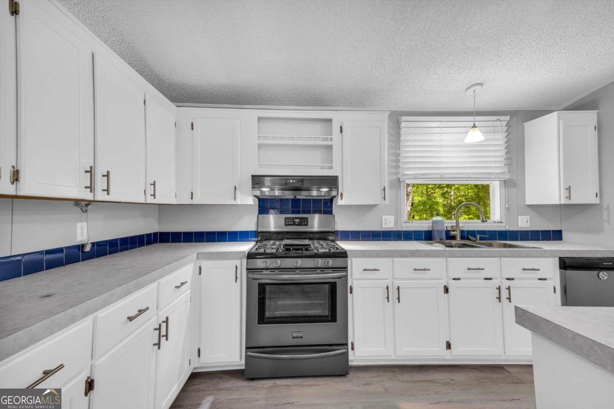 1437 Frank Lovell Road Clarkesville - 32