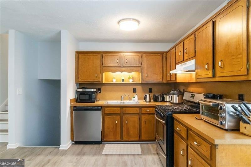 2469 SILVER KING Drive Grayson - 10