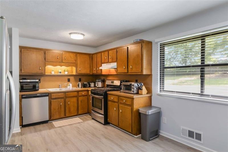 2469 SILVER KING Drive Grayson - 11