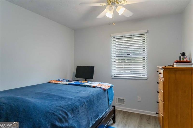 2469 SILVER KING Drive Grayson - 18