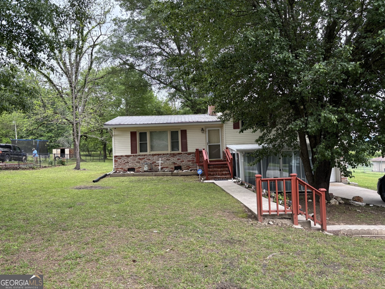 888 Oak Hill Drive Trion - 1