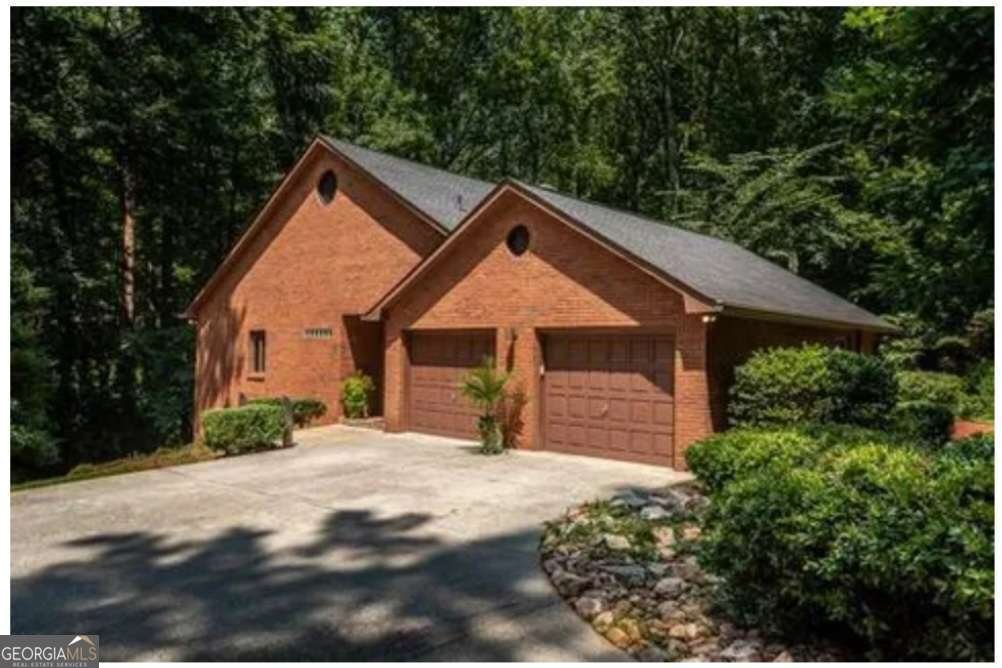 5325 Pheasant Run Run Stone Mountain - 1